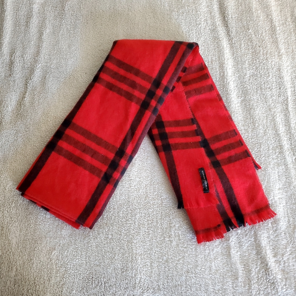 Banana Republic Scarf Red Black Plaid